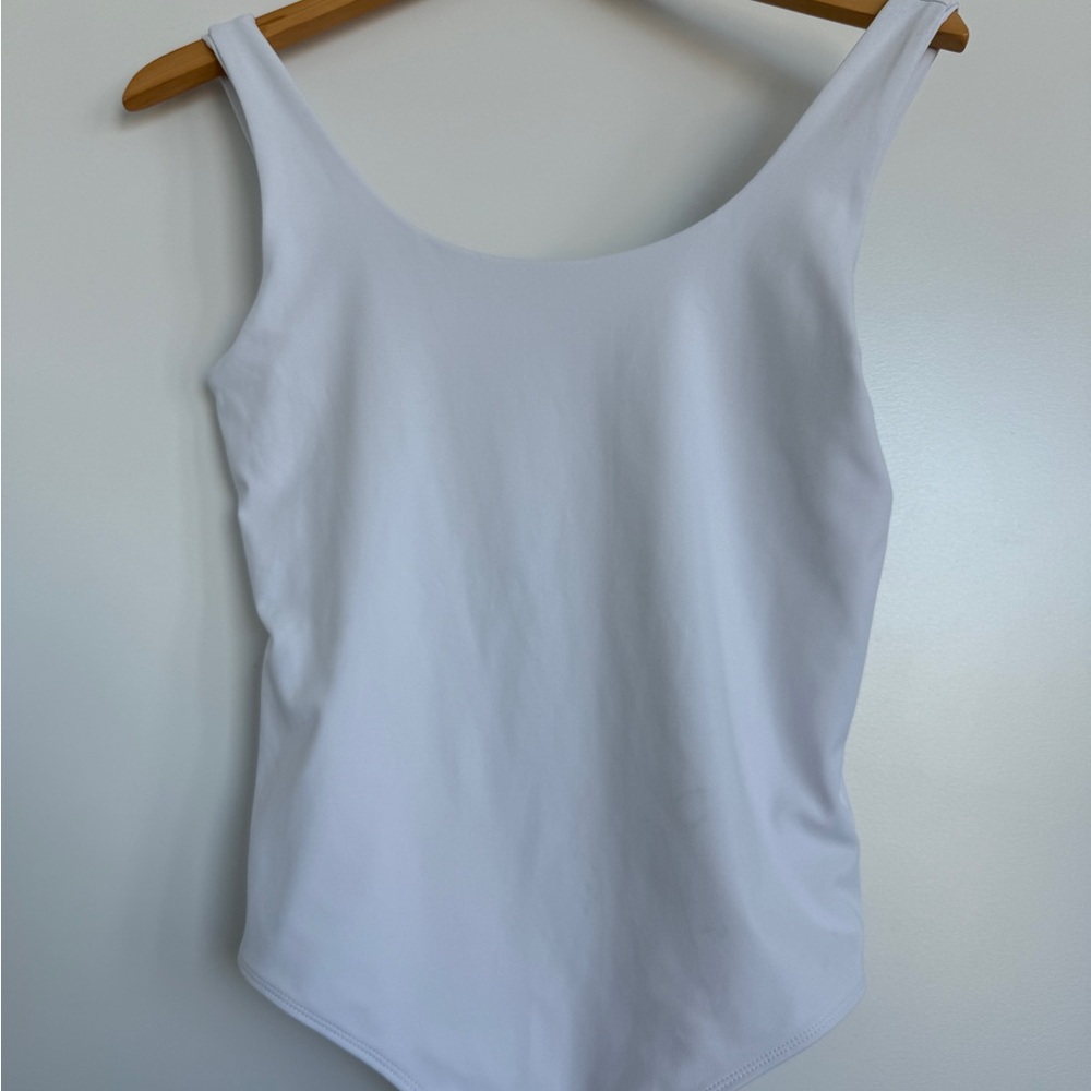 Express Women’s White Scoop Neck Bodysuit